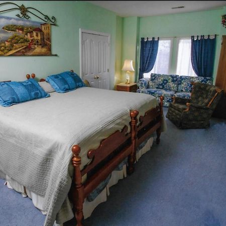 Rabbit Creek Bed & Breakfast Versailles Eksteriør bilde